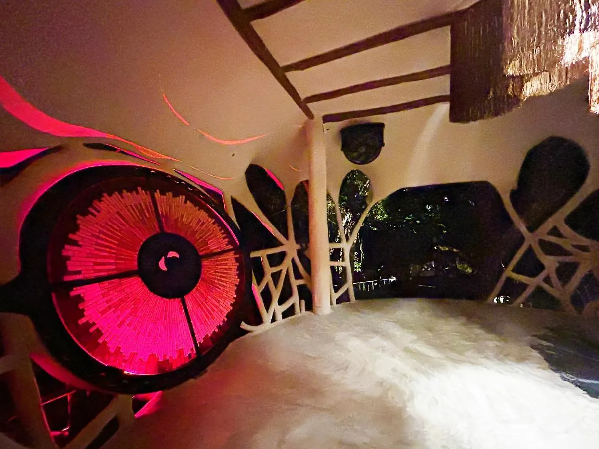 Hotel Ikalar Akumal México